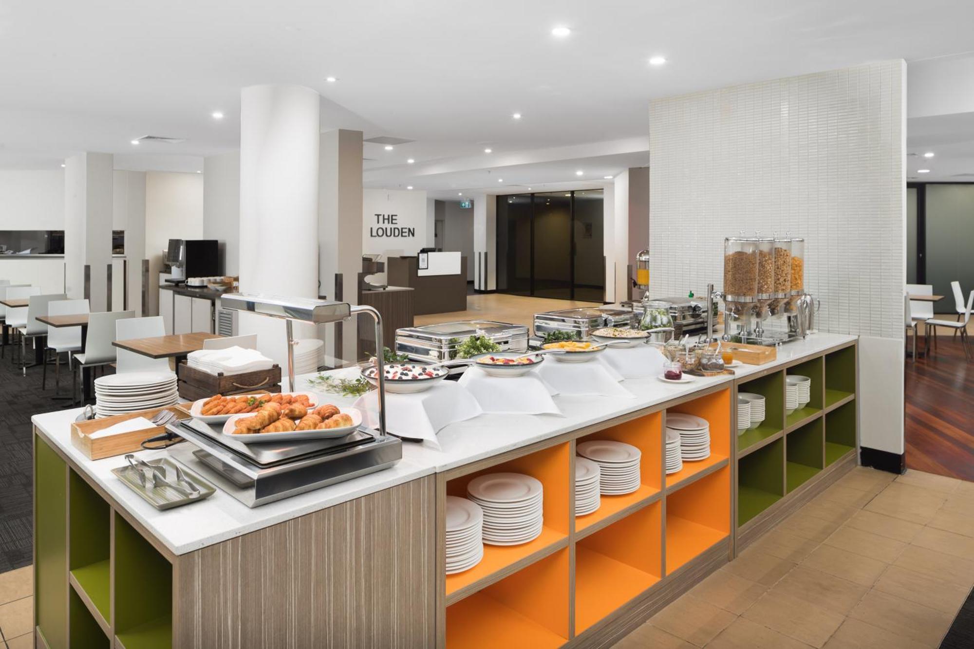Mercure Welcome Melburne Exterior foto